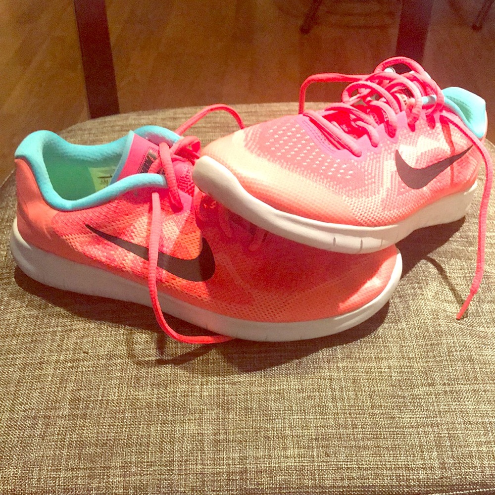 Brand new Nike Free neons